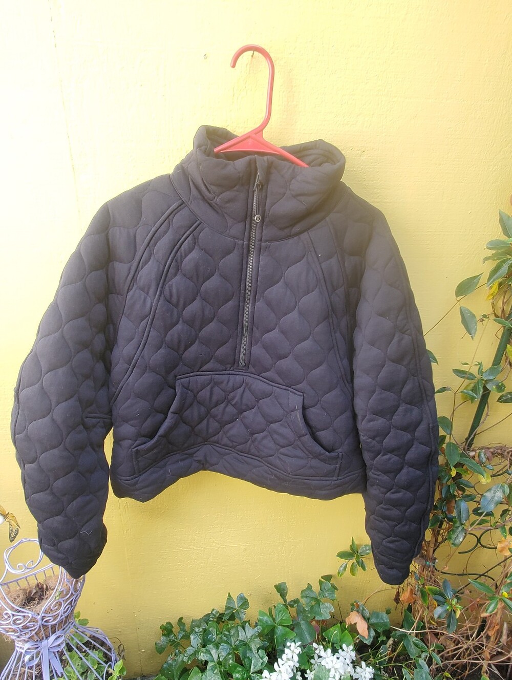 Lululemon Quilted Black Pullover Jacket
